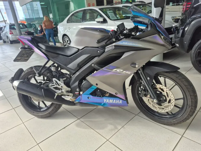 YAMAHA/YZF R15 ABS ANO 2025