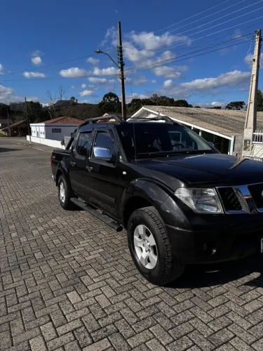 Nissan Frontier LE CD 4X4 2.5 TB Diesel Aut. 2011
