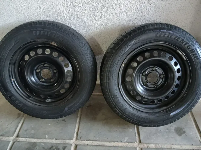 Kit 2 pneus com rodas aro 16 Creta e outros
