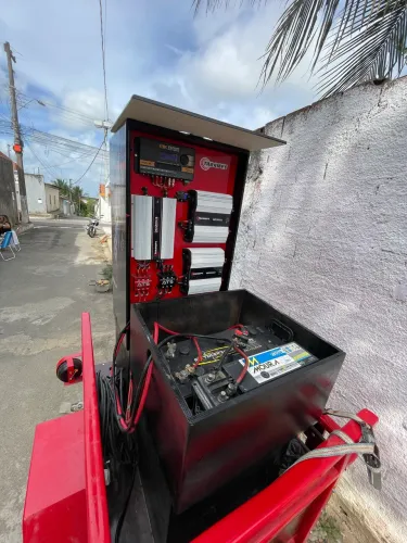 Vendo som Automotivo caixa Bob recém feita tudo novo 
