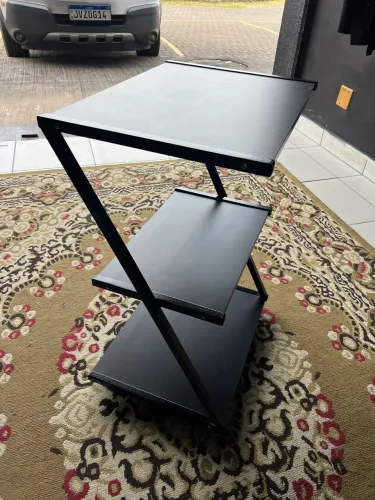 MESA AUXILIAR CARRINHO METÁLICO Z PRATELEIRA 15KG
