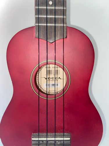 ukulele desapego