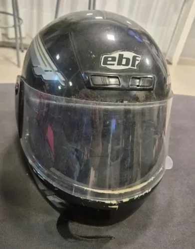 Capacete