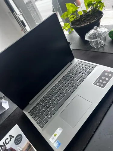 Notebook Lenovo IdeaPad Slim 3