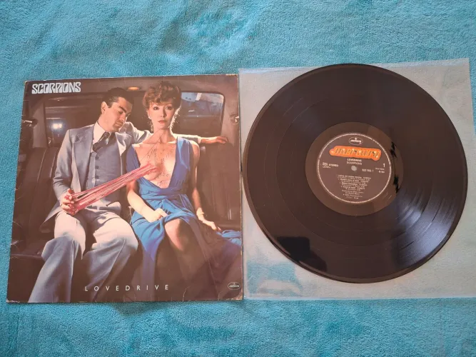 LP Scorpions Lovedrive muito conservado 