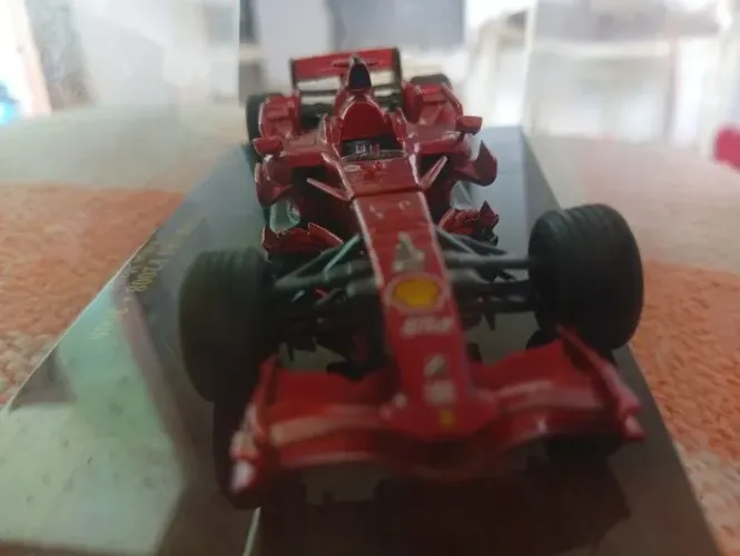 Carrinho de coleção fórmula 1
