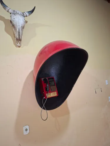 Aparelho telefônico orelhão