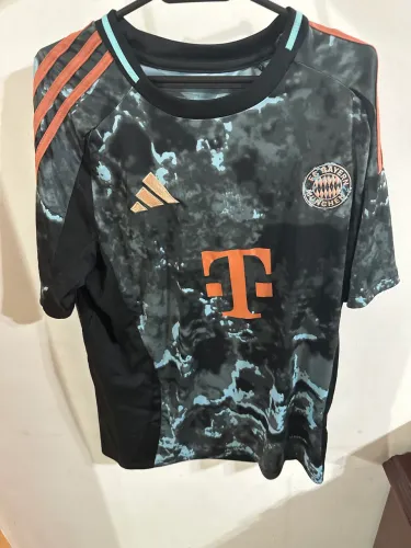 Camisa Bayern de Munique 2, temporada 24/25
