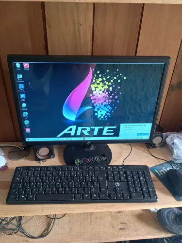 Vendo computador 