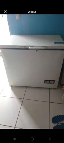 Freezer horizontal prosdócimo 293 litros em estado de novo sem ferrugem. Todo original. 