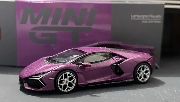 Mini GT Lamborghini Revuelto