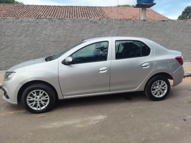 Renault Logan Zen Flex 1.0 12V 4P Mec. 2020