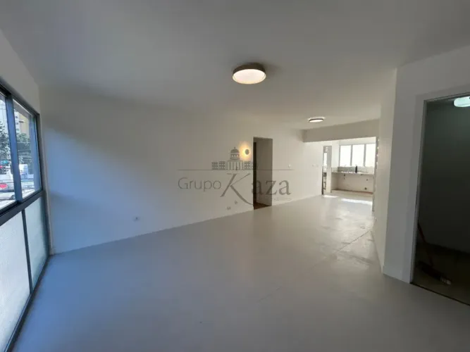 Oportunidade - Apartamento - Residencial Itatiaia - Jardim São Dimas - 3 Dormts sendo -2 S