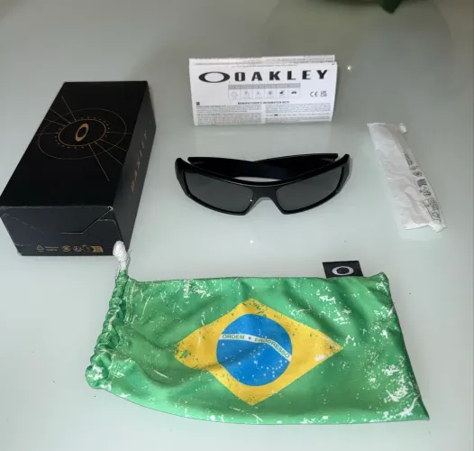 Óculos Oakley Gascan original pouco usado