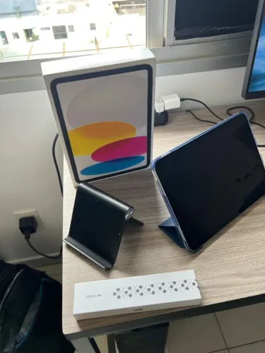 iPad 11 128GB (Impecável) Bateria 100% + Caneta WB + 2 Bases (Capa)