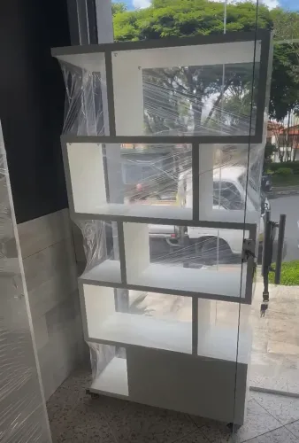 Vendo expositores para loja 