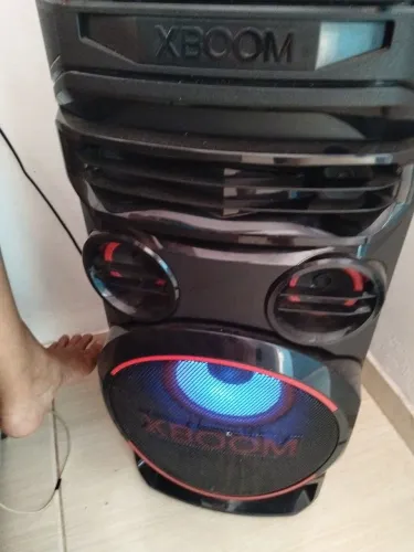 Caixa de som top, em perfeito estado, excelente
