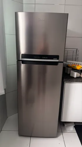 Geladeira Midea