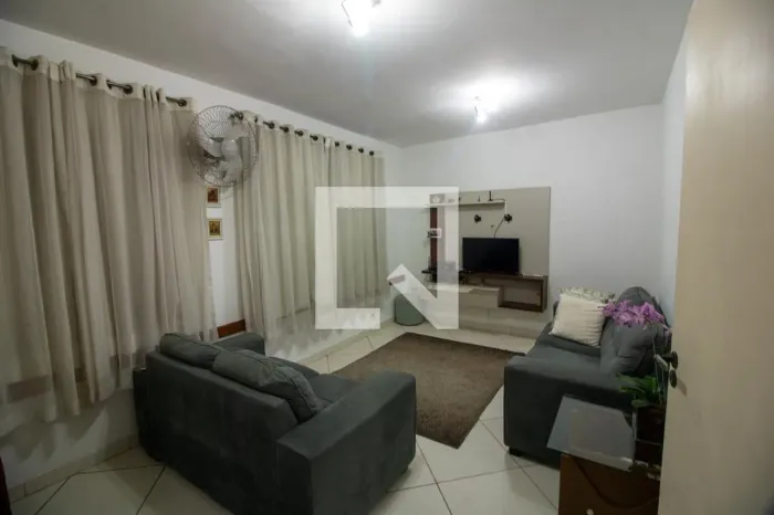 Casa à Venda - Vila Sônia, 3 Quartos, 385 m2