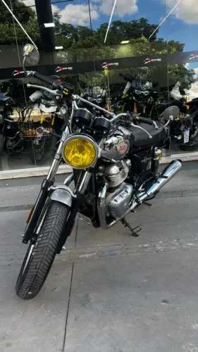 ROYAL ENFIELD INTERCEPTOR 650