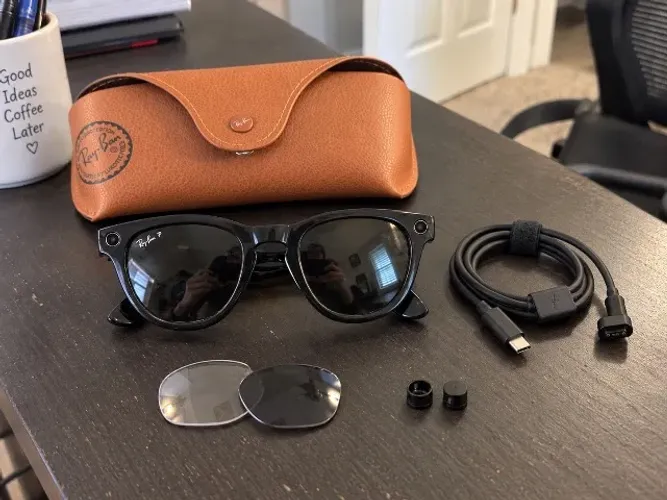 Ray-Ban Meta Wayfarer Gen 1 - Pouco usado