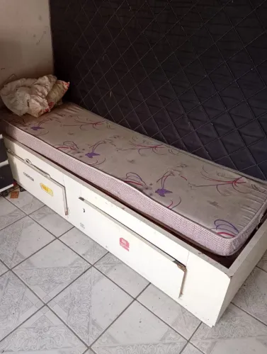 Cama solteiro