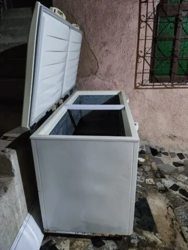 FREEZER,540 LITROS, MOTOR NOVO,E  TODA TUBULAÇÃO NOVA,FEITA POR DENTRO 