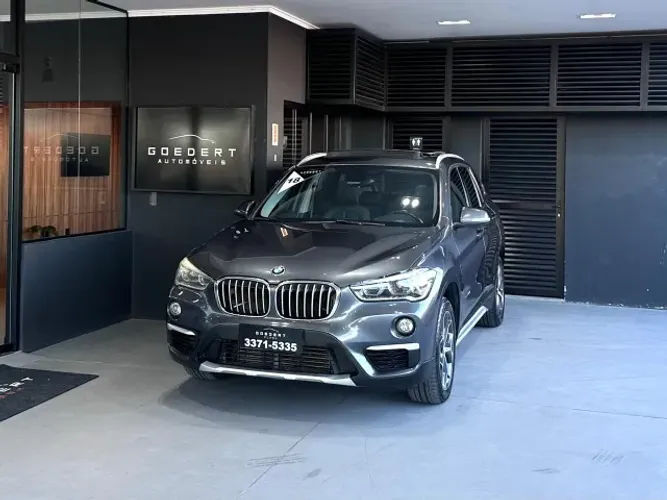 BMW X1 Sdrive 20I X-line 2.0 TB Active Flex 2018
