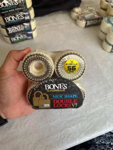 Roda Bones X99 56mm