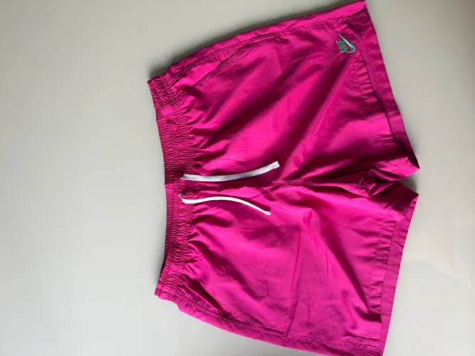 SHORTS NIKE SPORTSWEAR GG ROSA