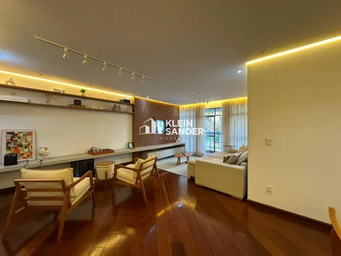 Apartamento com 3 dormitórios à venda, 160 m² por R$ 1.100.000,00 - Centro - Nova Friburgo