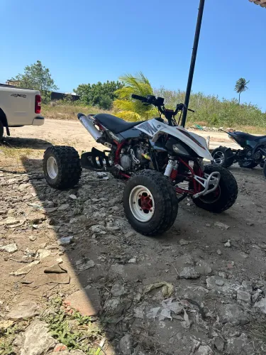 Quadriciclo Yamaha 450