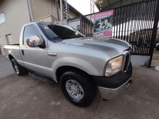 Ford F-250 XLT 3.9 4X2 Diesel TB 2010