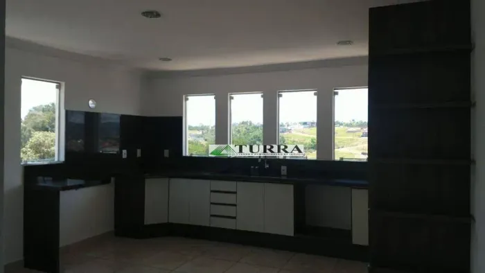 Casa com 3 dormitórios para alugar, 225 m² por R$ 4.180/mês + IPTU - Vila Galvão - Jundiaí
