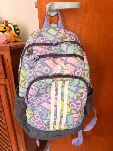 Mochila Adidas original novíssima