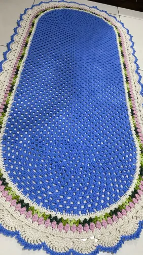 Tapete de Crochê Tulipas 1,52m X 70cm | Artesanal