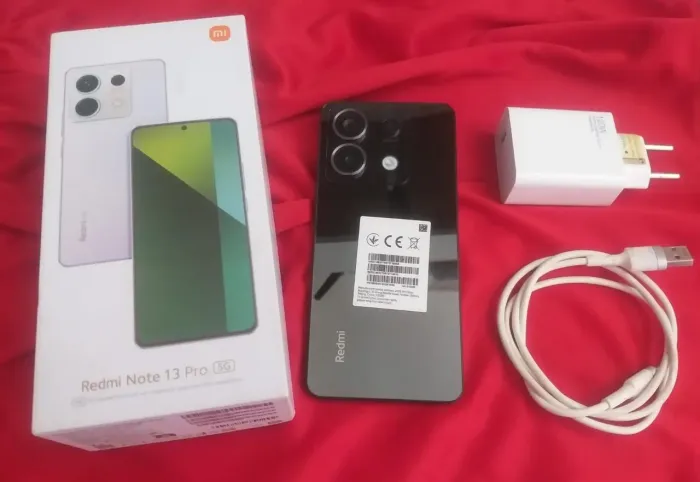 Celular REDMI NOTE 13PRO 5G /  512 GB MEMÓRIA.