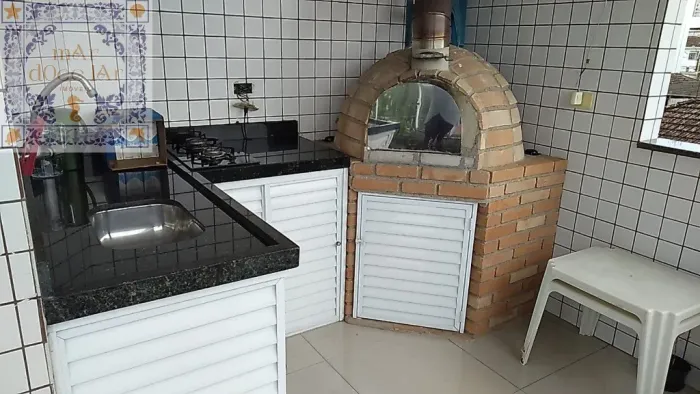 Venda Casa Centro São Vicente SP - mAr dOce lAr com 3 dormitórios, Varanda Gourmet, Churra