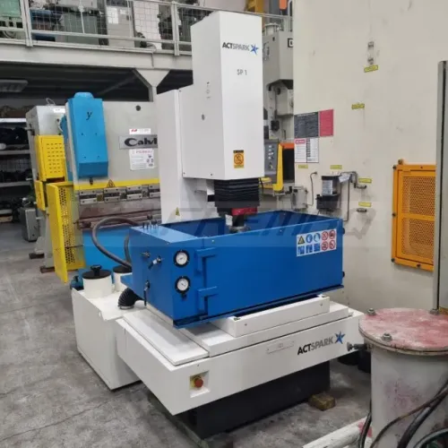 ELETROEROSÃO CNC ?CHARMILLES? ACTSPARK SP1
