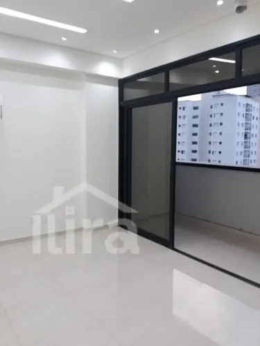 Sala Comercial de 40m² Com Ar-condicionado e Acesso A Academia Em Osasco