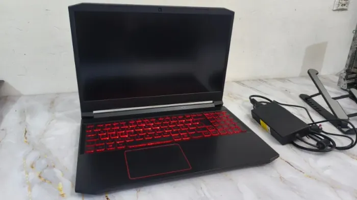 Notebook Acer Nitro 5 (COM DEFEITO), Ryzen 7 4800, GTX 1650 4GB (leia descrição)