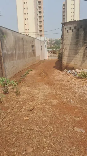 TERRENO NA BANANAL