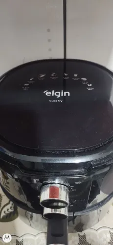 Air frier mt nova usada uma única vez