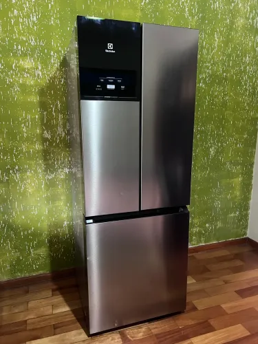 Geladeira Electrolux Frost Free Inverter 484L