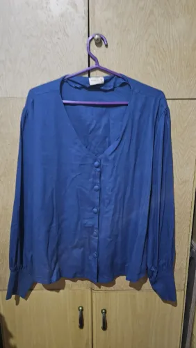 Camisa Quiprocó rouparia 1 versão Enlace vintage em linho misto Azul escuro