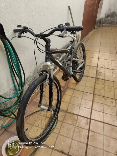 Vendo ou troco bike aro 26 full suspensão