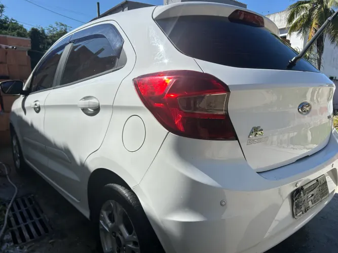Ford KA 1.0 SEL Tivct Flex 5P 2015