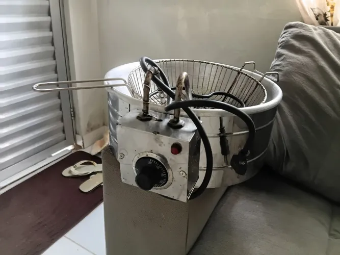 Vendo fritadeira inox 