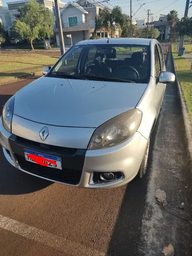 Renault Sandero Privilège Hi-flex 1.6 16V 5P AUT 2014