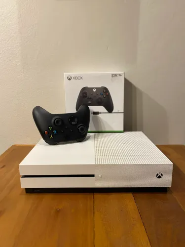 XBOX ONE S 1TB